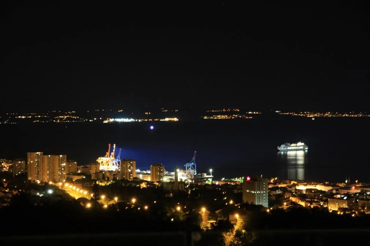 Drenova Hills Apartment Rijeka Croatia
